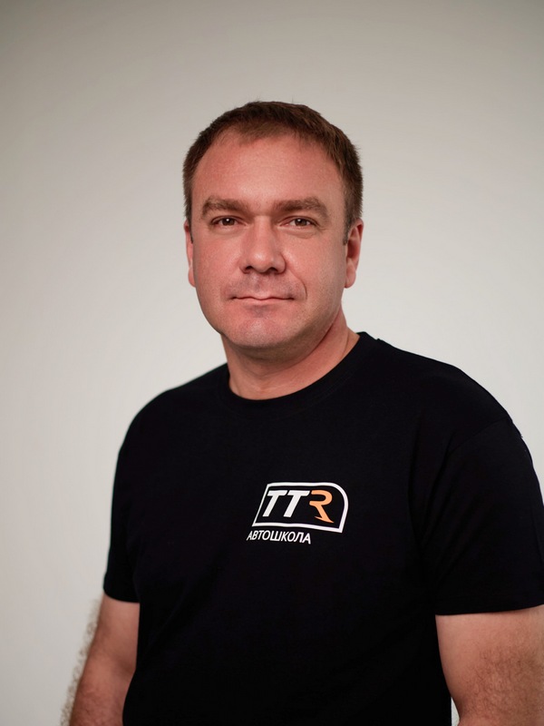 Автоинструктор Хуснутдинов Альберт Ринатович