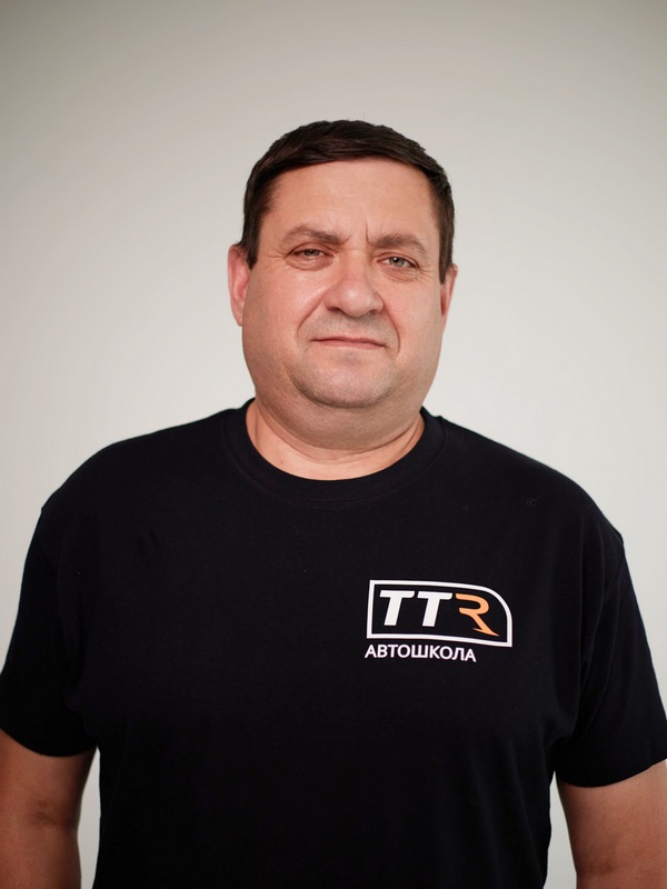Автоинструктор Садртдинов Рустем Миназимович